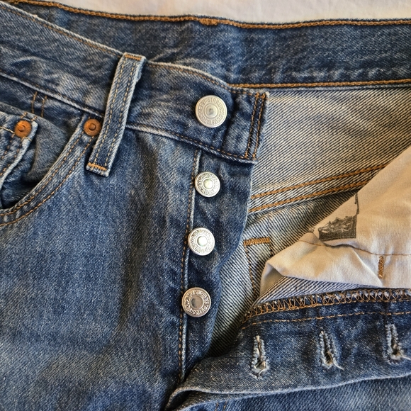 Levi's Premium 501 S Skinny Jeans 26W 28L - Picture 7 of 9